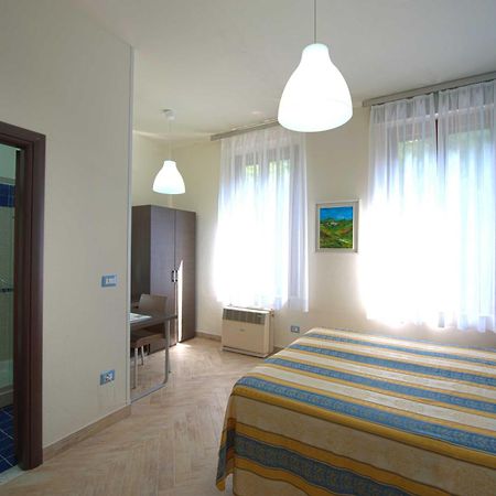Hotel Moderno سيينا المظهر الخارجي الصورة